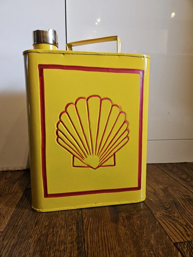 Shelll petrol can - shelll, brass