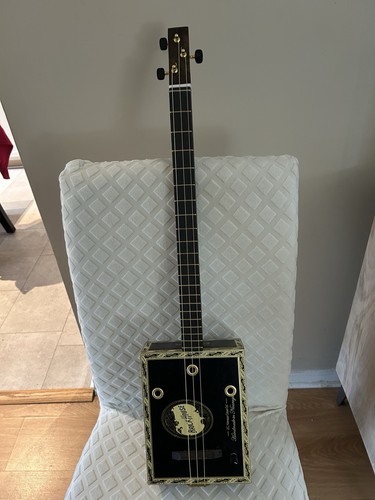 Chitarra cigar box con - chitarra,