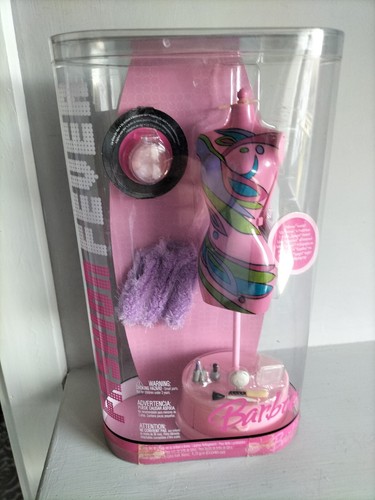 Barbie fashion fever boutique - barbie, fever,