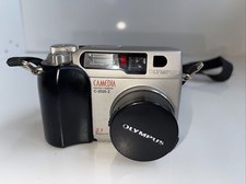 VIDEOREGISTRATORE FOTOCAMERA DIGITALE OLYMPUS CAMEDIA C-2020 Z solo parti leggere desc.