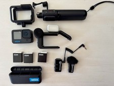 GoPro hero 12 Con Creator Kit + 3 batterie  + Microfono Hollyland