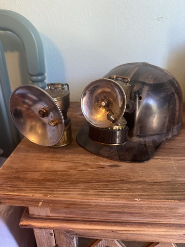 Antico casco minatori carbone