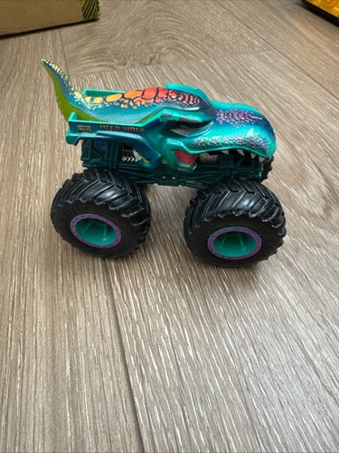 Hot wheels monster - monster, trucks