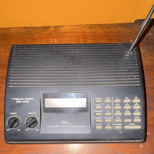 Scanner radio realistico