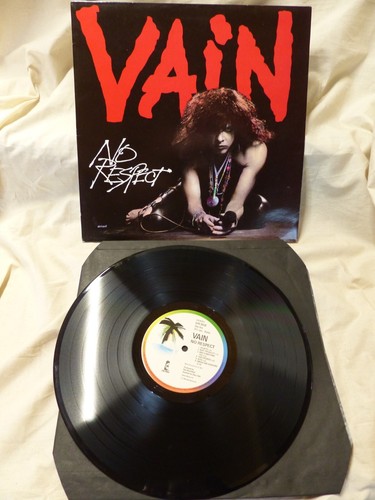Vain respect 1st press - -,