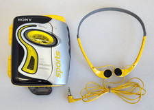 Vintage Sony Sports FM/AM