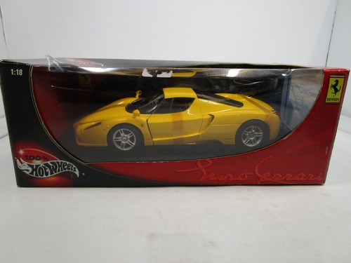 Hot wheels giallo ferrari - giallo,