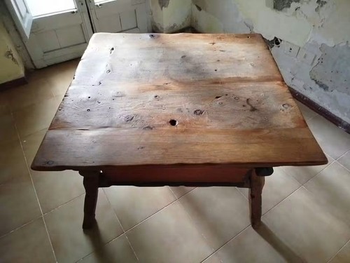 Tavolino rustico prima metà