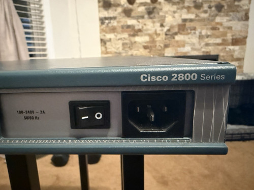 Cisco 2800 series cisco2811 - cisco,