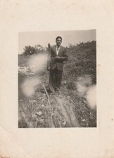 B2 - Foto Photo Fotografia Anni 40 - Uomo Giacca Cravatta Campo Fiorito