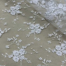 Tessuto Tulle Ricamato