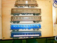 CONVOGLIO    COMPOSTO  DA