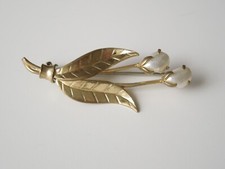 Spilla Perle Fiore Dorato 4,2