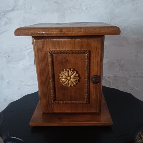 Mobiletto tabernacolo - mobiletto, /