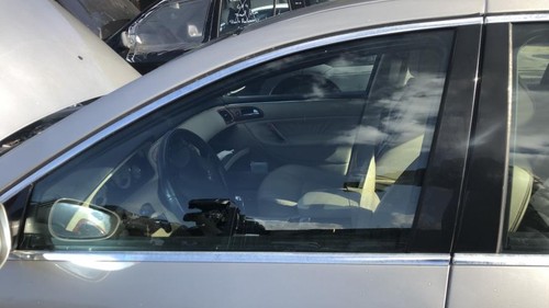 Vitre avant gauche peugeot 607 - vitre,