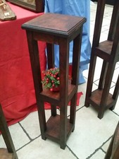 tavolino salotto,porta lampada ,porta vasi in legno di abete color noce 