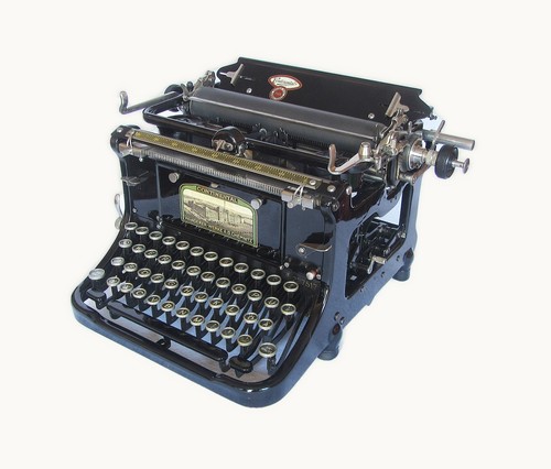 Macchina scrivere - da,