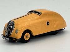 Schuco auto 1250 con garage OVP