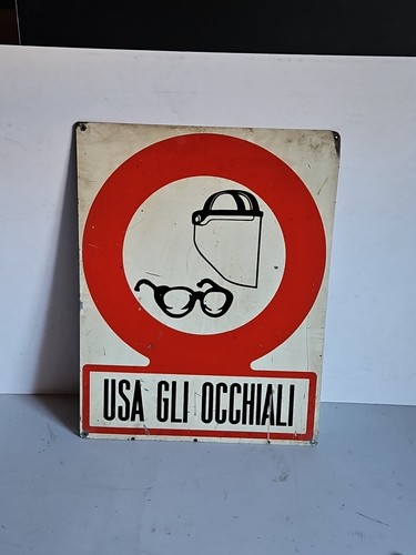 Usa gli occhiali vecchia - gli, ^