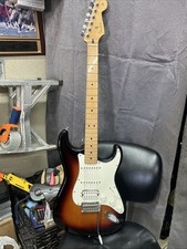 2020 Fender Stratocaster Player Sunburst HSS MN Mexico Electric Guitar *READ*