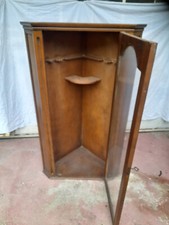 Vetrina angolo porta - ad,