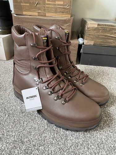 Altberg defender combat brown - defender,