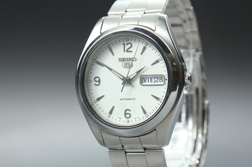 Quasi come nuovo - [], orologio