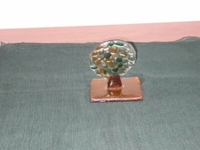 Soprammobile in vetro a forma