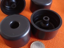 4 x Rialzo Poltrona Piedino per Mobili Divano Scorrevole Plastica Nero Rotondo 50x30mm Altezza 