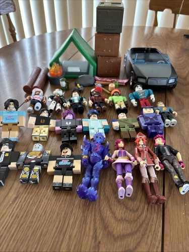 Roblox lot pieces - roblox,