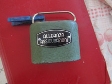 Salvadanaio in metallo