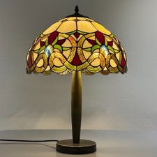 Lampada da tavolo stile