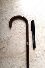 Antico bastone passeggio legno castagno con targhetta placcata argento