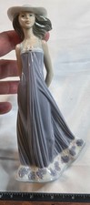 Lladro Susan #5644 Porcelain