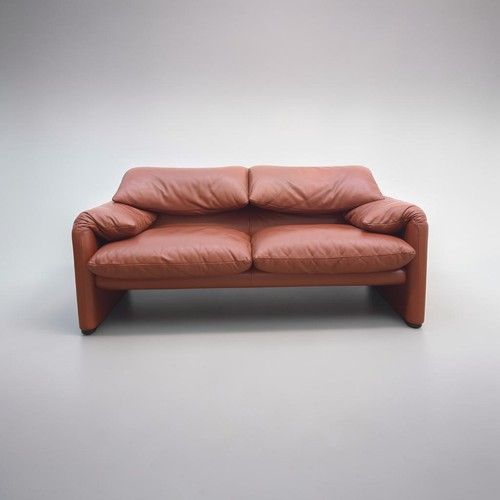 Cassina maralunga two seater - cassina,