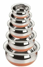 Set Di Pentole In Rame Con