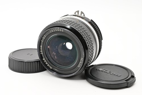 Nikon nikkor f 3 - mm, f/3.5