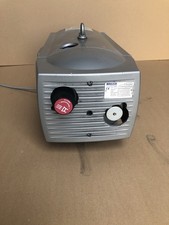 Pompa per vuoto rotativa a palette senza olio Becker VT 4.40