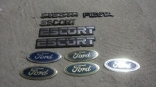 M2535 XX - STOCK LOGO SCRITTA EMBLEM BADGE STEMMA FORD ESCORT FIESTA