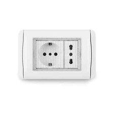 placca stagna con presa schuko
