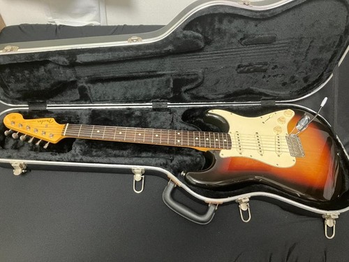 Custodia rigida fender japan - rigida,