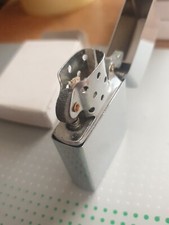   BRIQUET  ESSENCE SANS MARQUE