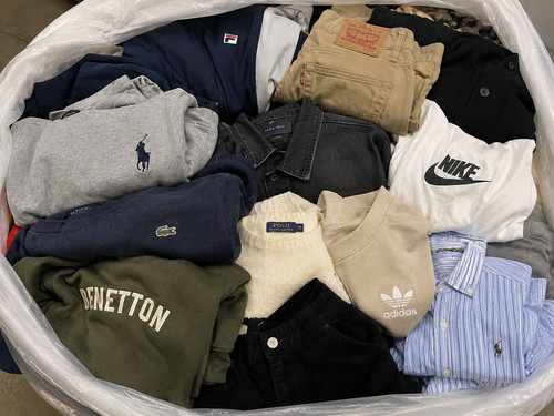 Lotto stock abbigliamento uomo - stock,