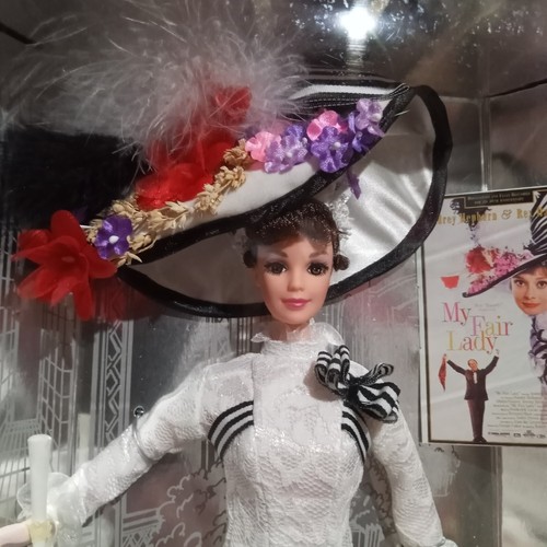 Barbie nrfb hollywood legends - barbie,