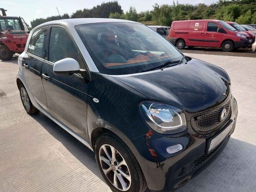 Breaking smart forfour 2015 - breaking,
