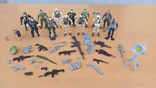 Lotto Soldatini Militari Plastica Grandi E Armi Assortite Circa 50 Pezzi