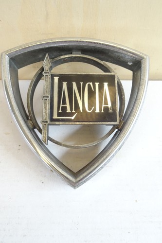 Fregio stemma anteriore - stemma,