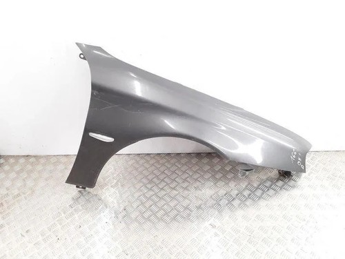 Parafango anteriore destro