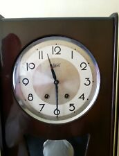 orologio a pendolo moderno piccolo salvaspazio revisionato marron moro meccanico