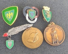 Lotto vintage di 4 spille -